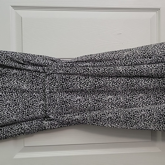 Danny & Nicole Women's Dress - Picture 9 of 14